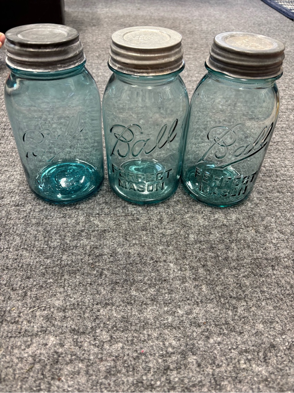Ball Vintage Aqua Blue Mason Jars 1922-32 with Metal Lids - Set of 3